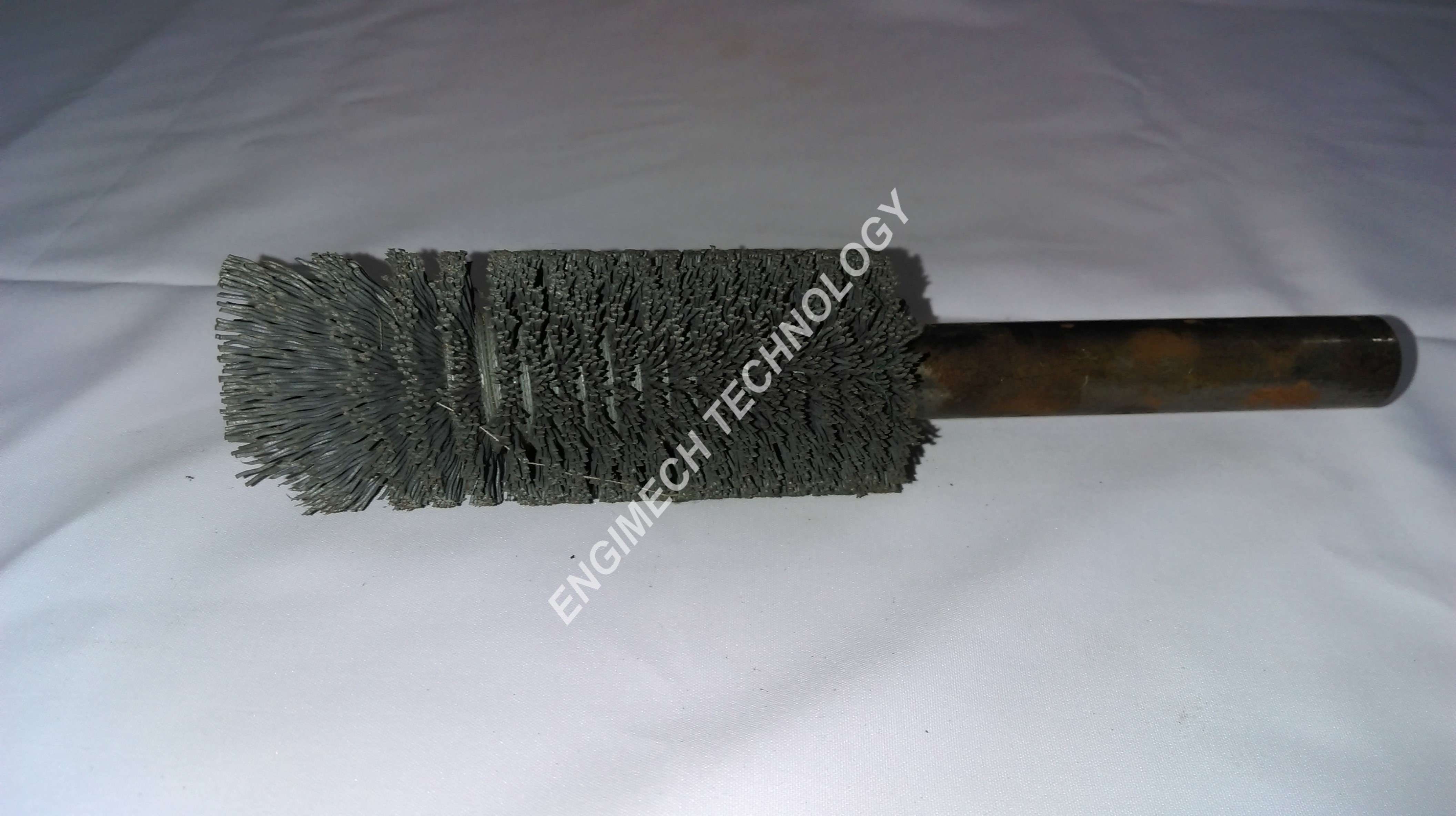 Abrasive Nylon Tube Cleaning brush 